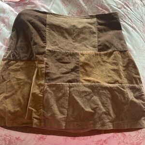 This is a ultra high rise hollister skirt